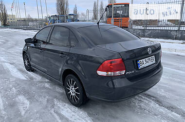 Седан Volkswagen Polo 2011 в Кропивницком