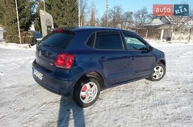 Хэтчбек Volkswagen Polo 2010 в 
