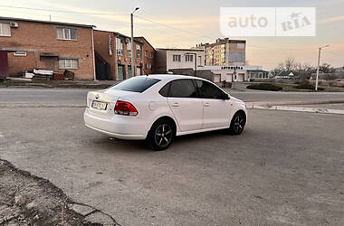 Седан Volkswagen Polo 2013 в 