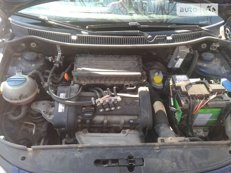 Хэтчбек Volkswagen Polo 2007 в Дубно