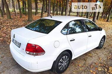 Седан Volkswagen Polo 2013 в Києві