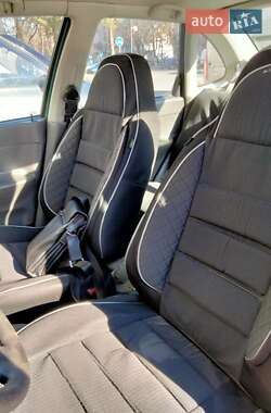Седан Volkswagen Polo 1997 в Новомосковске