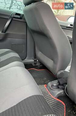 Хэтчбек Volkswagen Polo 2008 в 