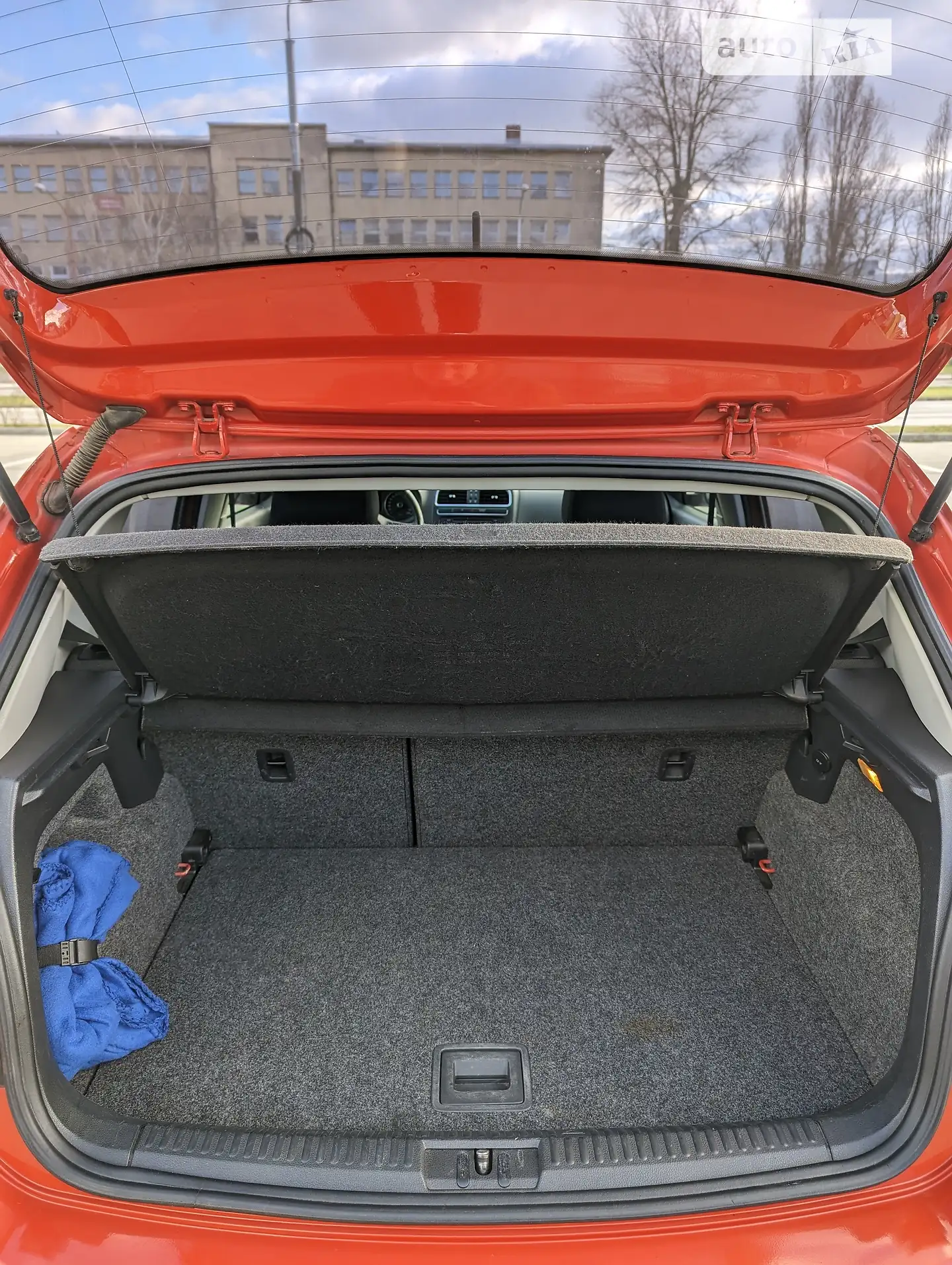 2010 Volkswagen Polo - мініатюра 18