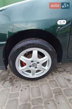 Седан Volkswagen Polo 1997 в 