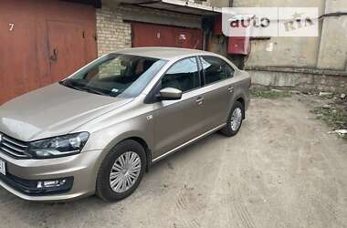 Седан Volkswagen Polo 2017 в Киеве