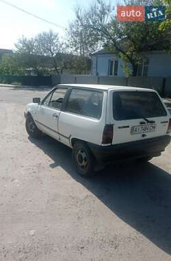 Универсал Volkswagen Polo 1988 в Тараще