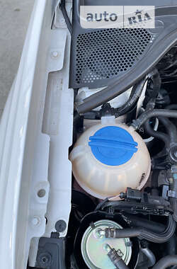 Хетчбек Volkswagen Polo 2014 в 