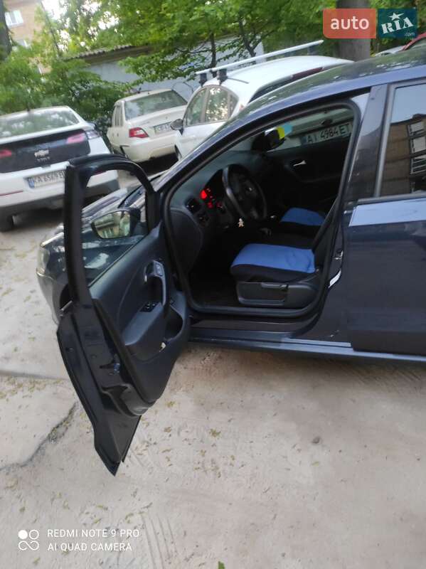 Седан Volkswagen Polo 2011 в Киеве