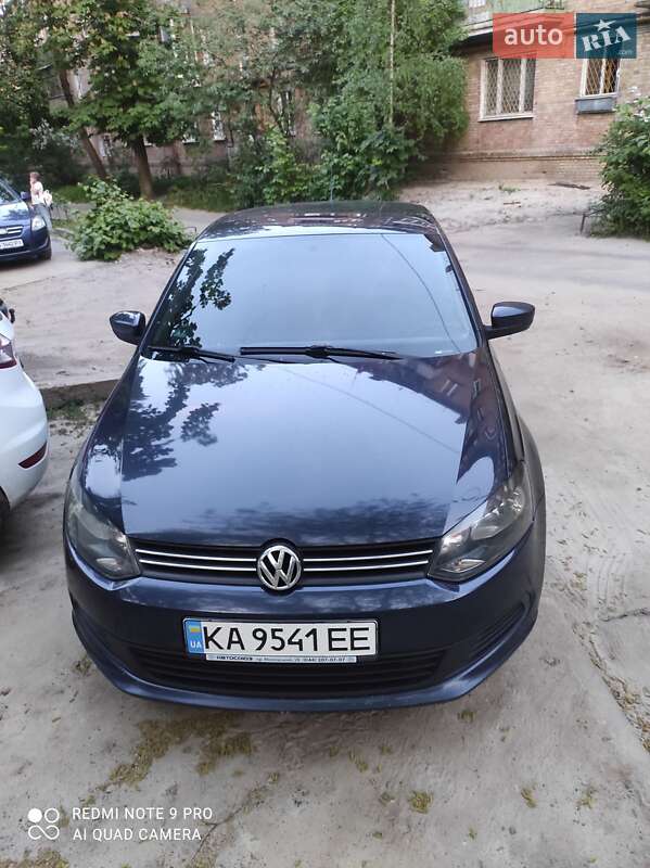 Седан Volkswagen Polo 2011 в Киеве