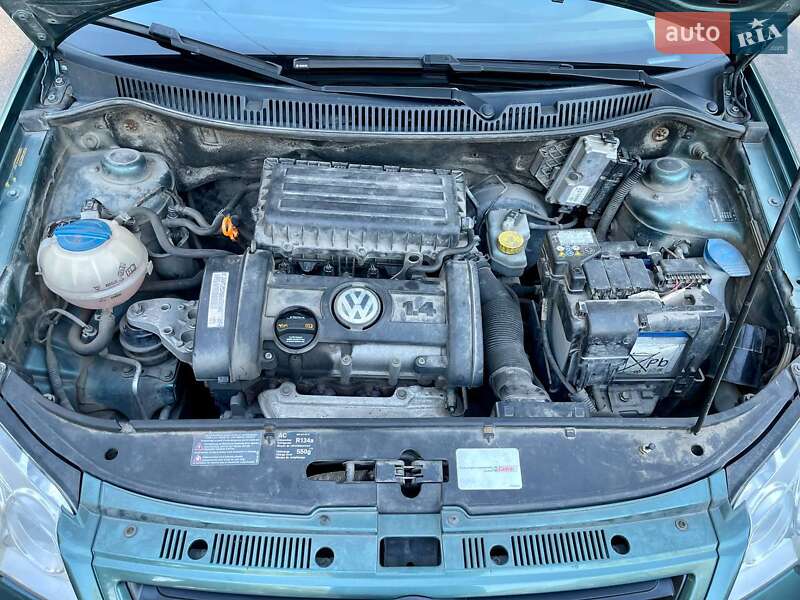 Хэтчбек Volkswagen Polo 2006 в Одессе