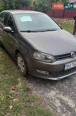 Хэтчбек Volkswagen Polo 2012 в 