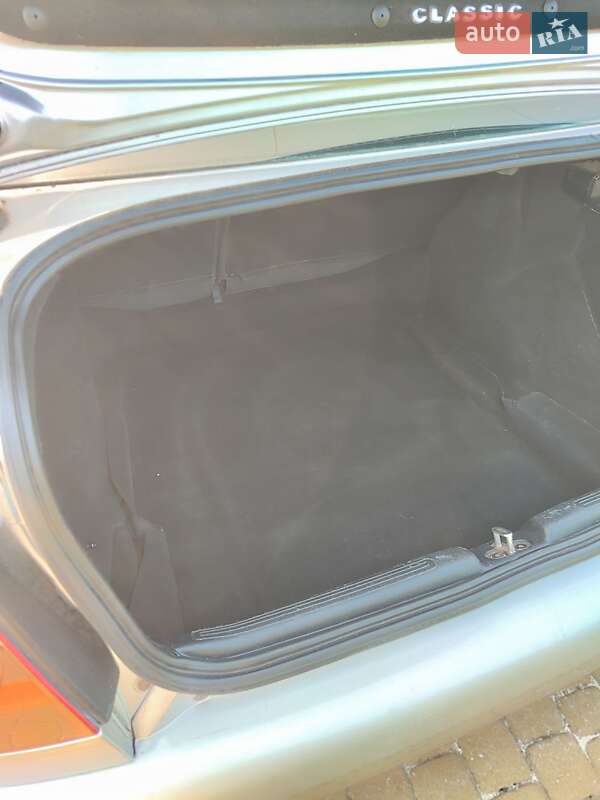 Седан Volkswagen Polo 2001 в Тернополе