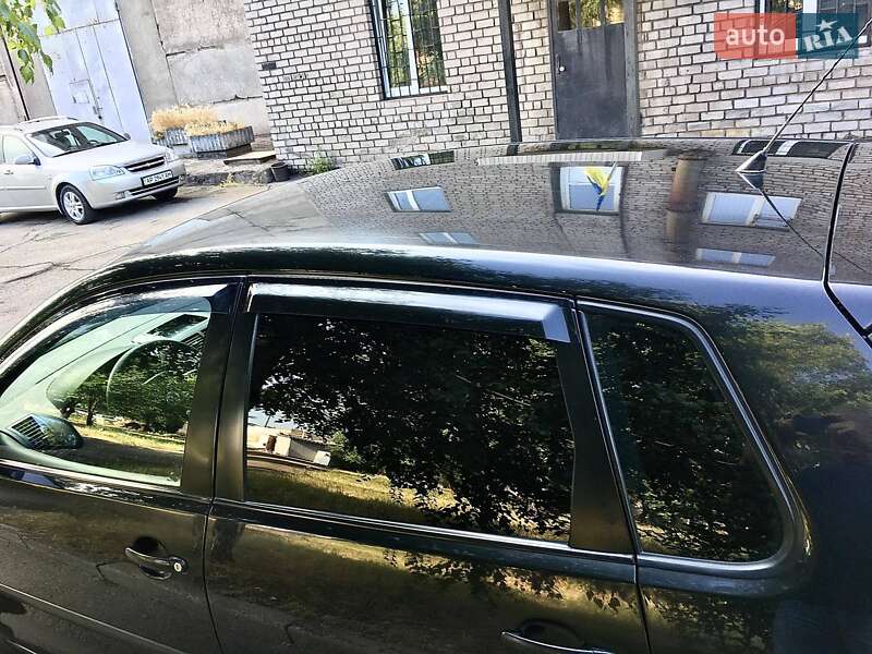 Хэтчбек Volkswagen Polo 2008 в Запорожье