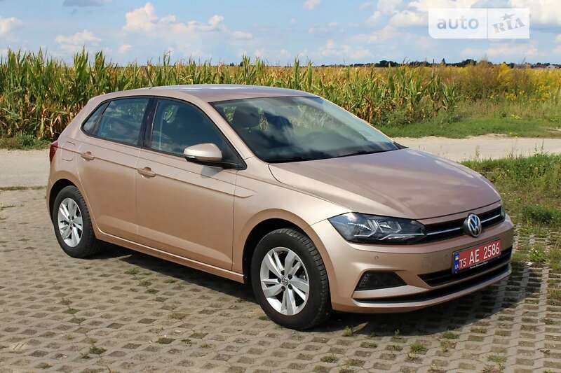 Хэтчбек Volkswagen Polo 2018 в Ужгороде