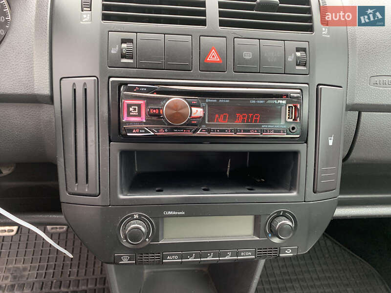 Хетчбек Volkswagen Polo 2006 в Збаражі