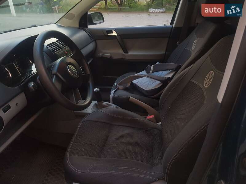 Хетчбек Volkswagen Polo 2003 в Подільську