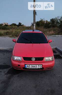 Хэтчбек Volkswagen Polo 1997 в Новомосковске