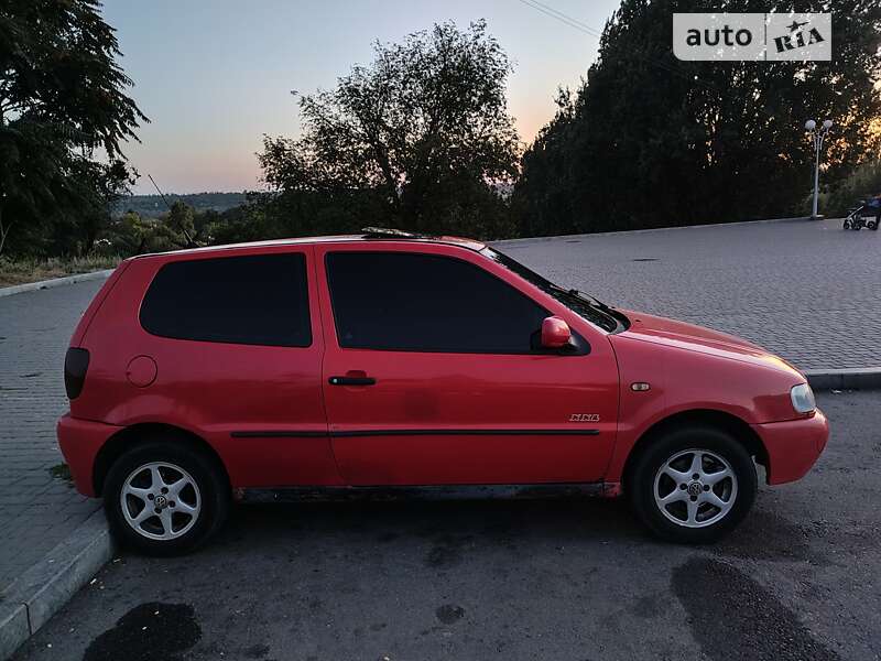 Хэтчбек Volkswagen Polo 1997 в Новомосковске