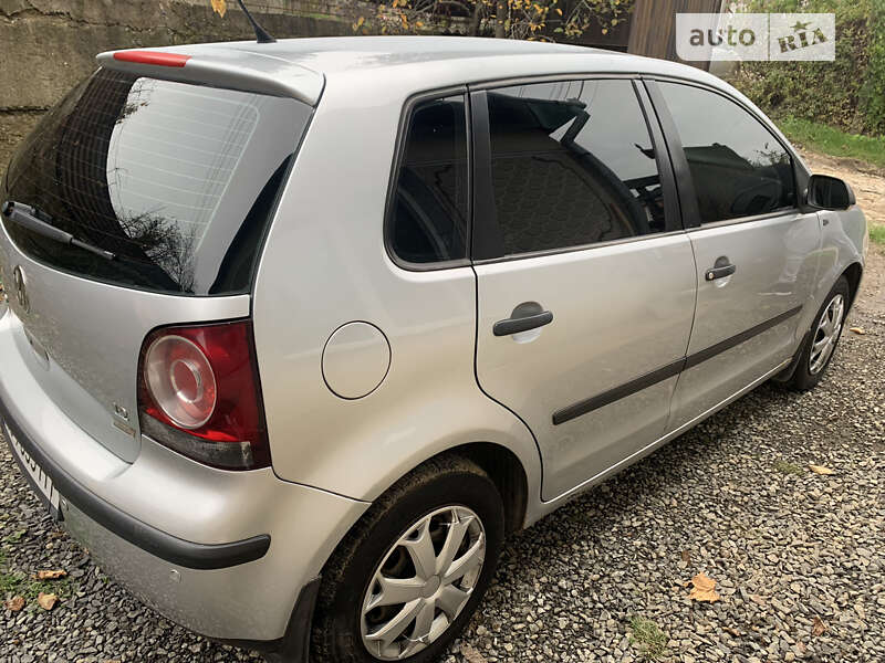 Хэтчбек Volkswagen Polo 2007 в Ужгороде