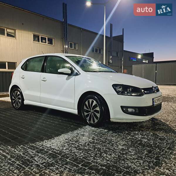 Хэтчбек Volkswagen Polo 2014 в 