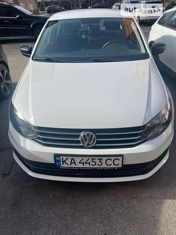 Седан Volkswagen Polo 2019 в Полтаве