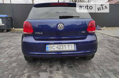 Хэтчбек Volkswagen Polo 2011 в Черновцах