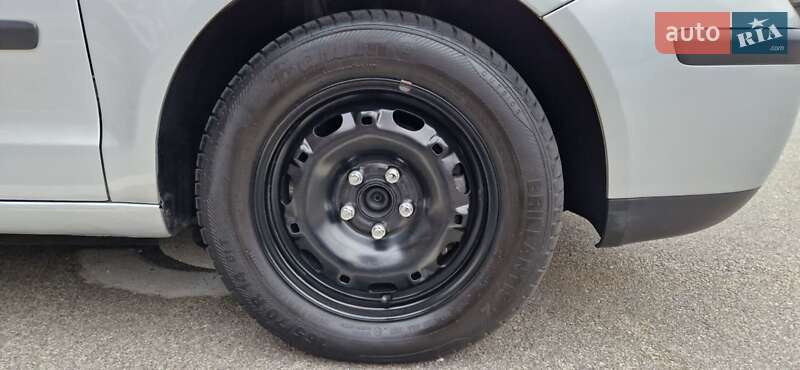 Хэтчбек Volkswagen Polo 2002 в Нежине