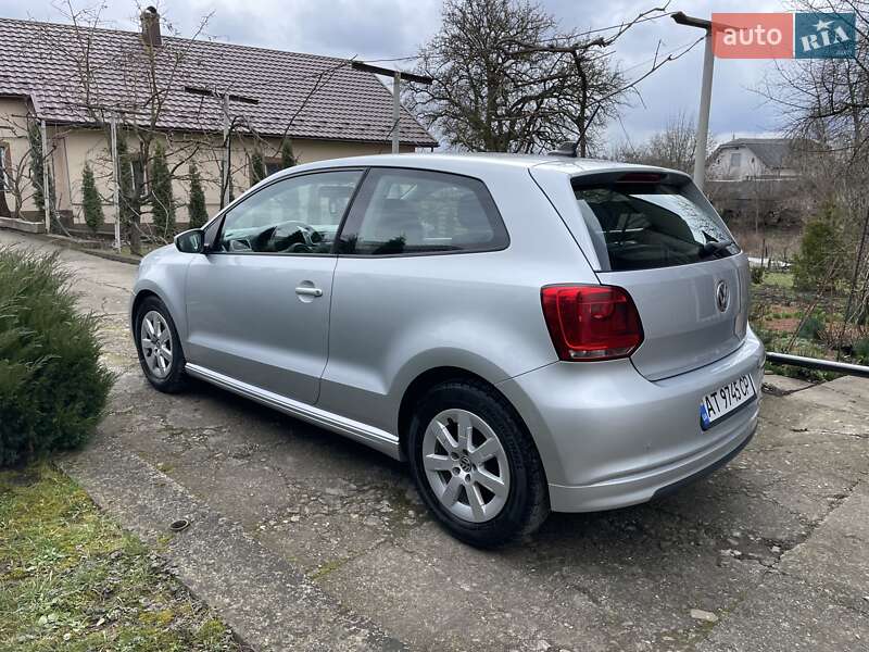 Хэтчбек Volkswagen Polo 2011 в Городенке
