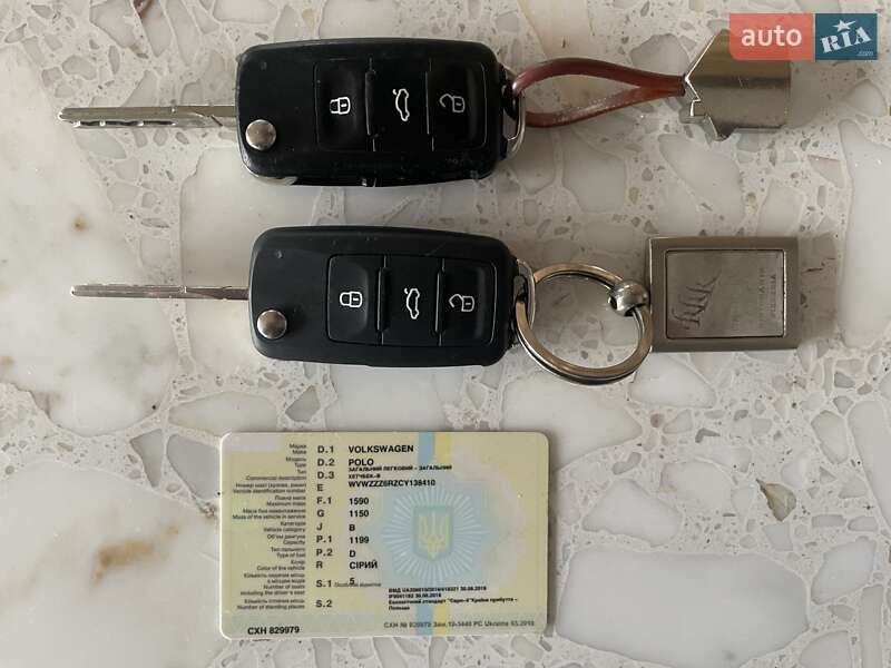 Хэтчбек Volkswagen Polo 2011 в Городенке