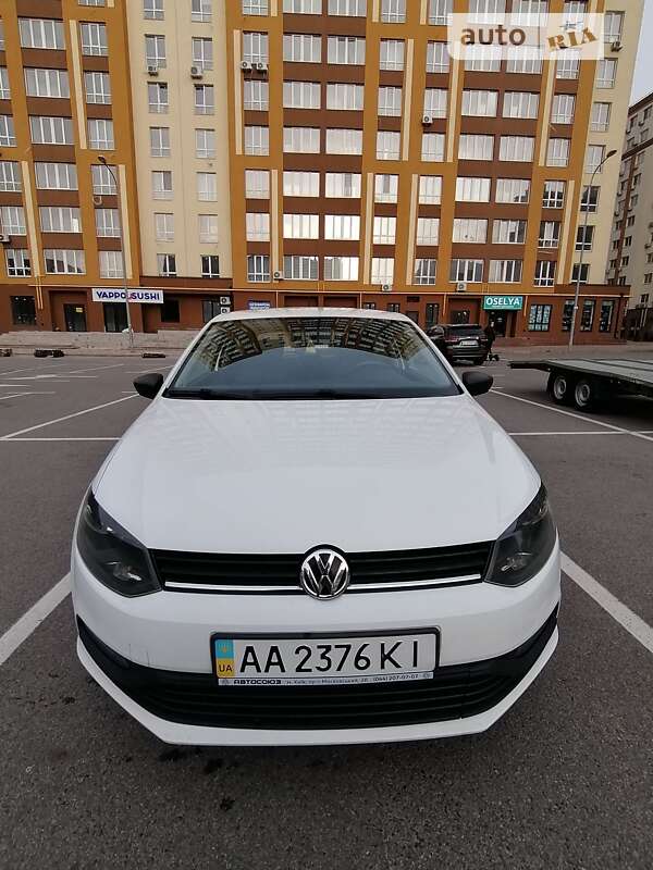 Хэтчбек Volkswagen Polo 2016 в Киеве