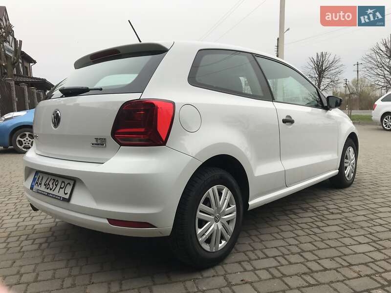 Хэтчбек Volkswagen Polo 2016 в Луцке