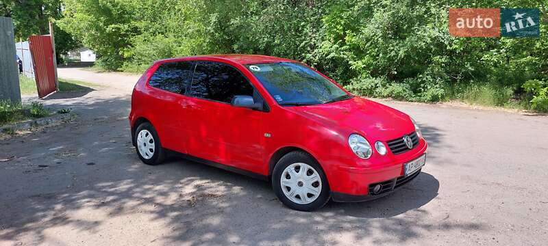 Хэтчбек Volkswagen Polo 2002 в Запорожье