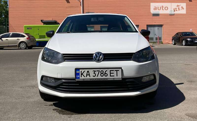 Хэтчбек Volkswagen Polo 2016 в Киеве