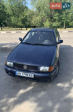 Седан Volkswagen Polo 1997 в Запорожье