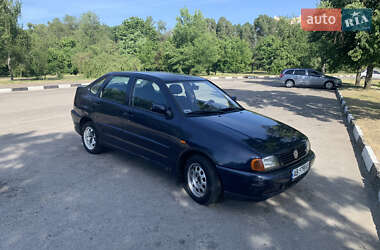 Седан Volkswagen Polo 1997 в Запоріжжі