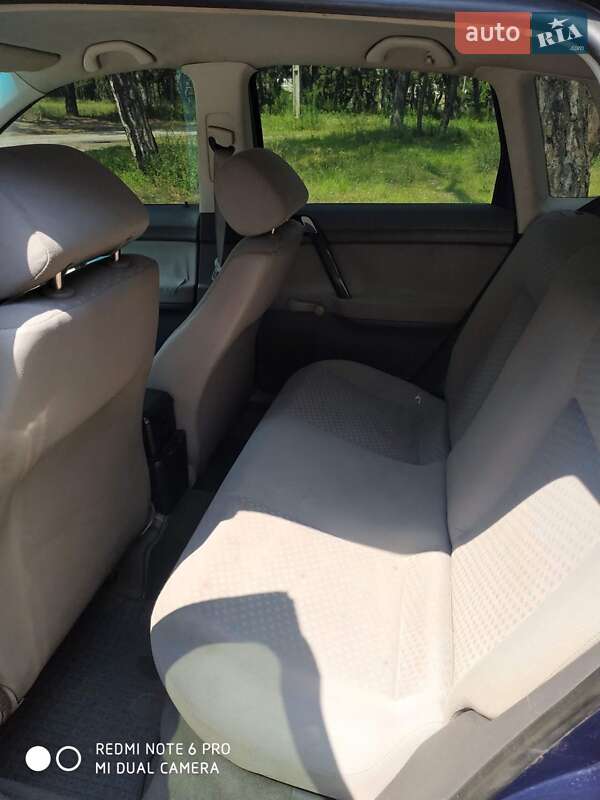 Хетчбек Volkswagen Polo 2002 в Дніпрі