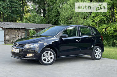 Хэтчбек Volkswagen Polo 2011 в Болехове