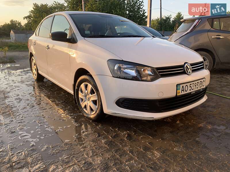 Седан Volkswagen Polo 2012 в Ужгороді фото 3 Седан Volkswagen Polo 2012 в Ужгороді