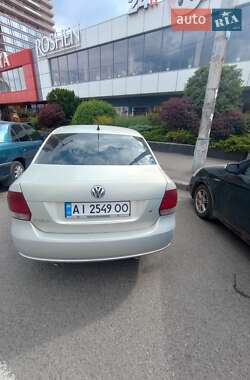 Седан Volkswagen Polo 2011 в 