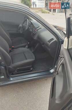 Хетчбек Volkswagen Polo 2000 в 