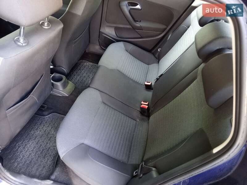 Хэтчбек Volkswagen Polo 2010 в Луцке