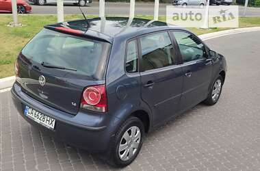 Хетчбек Volkswagen Polo 2006 в Дніпрі