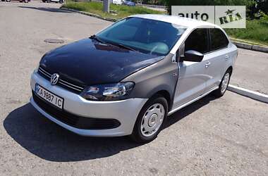 Седан Volkswagen Polo 2011 в Киеве