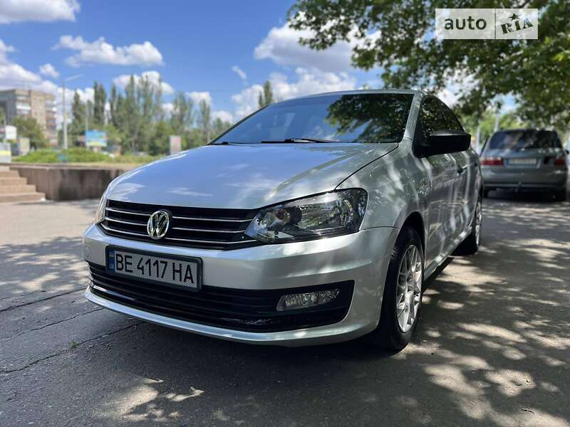 Седан Volkswagen Polo 2018 в Николаеве