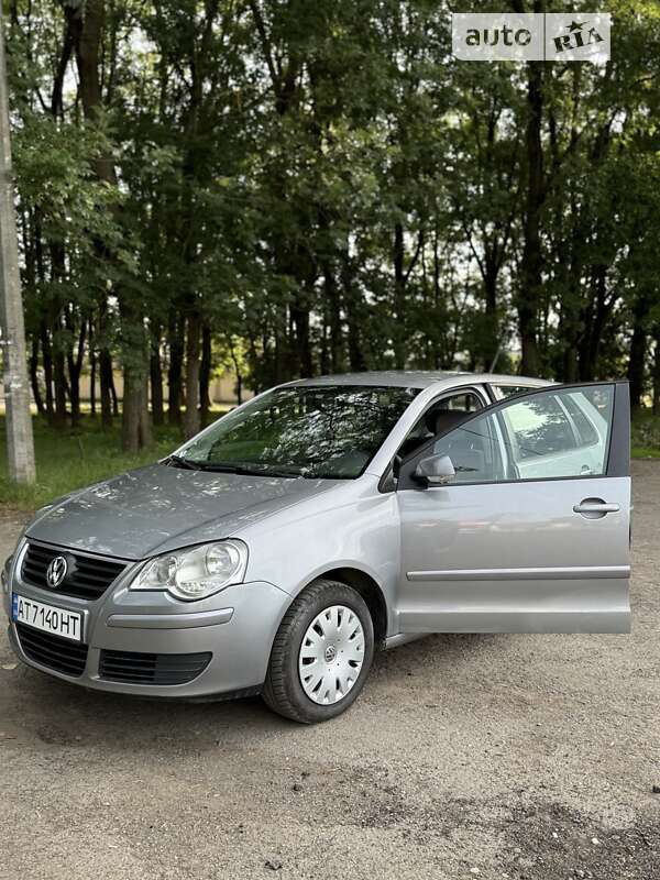 Хэтчбек Volkswagen Polo 2006 в Коломые