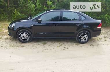 Седан Volkswagen Polo 2011 в Славуті