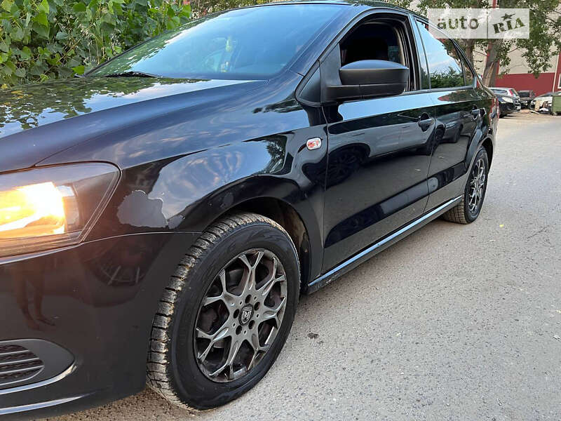 Седан Volkswagen Polo 2011 в Одессе