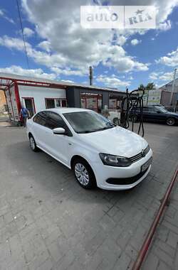 Седан Volkswagen Polo 2011 в Прилуках