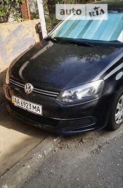 Седан Volkswagen Polo 2012 в Киеве